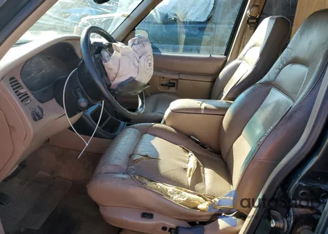 1997 Ford Explorer z USA, uszkodzony, nr VIN 1FMDU34E4VUB04211